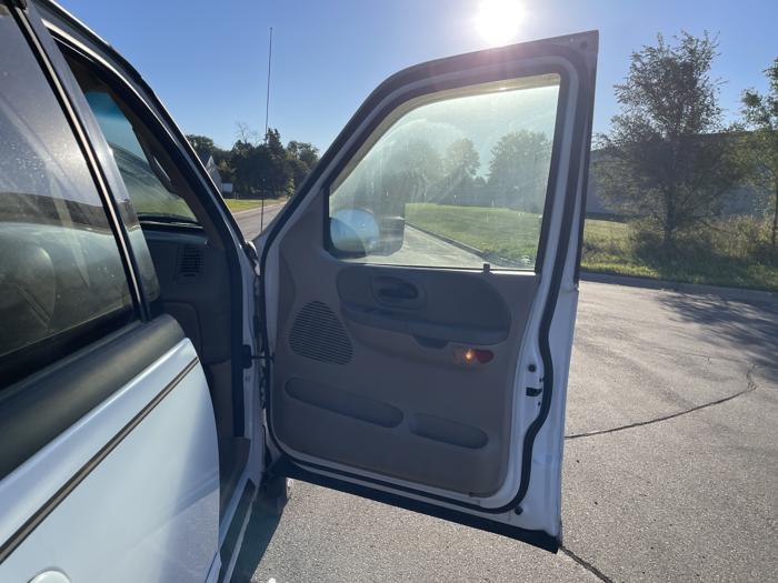 2002 ford f-150 king-ranch with 150772 miles for sale near elk-river, minnesota 2f18729c575e4b5b86f37c9df05b9de5.jpg