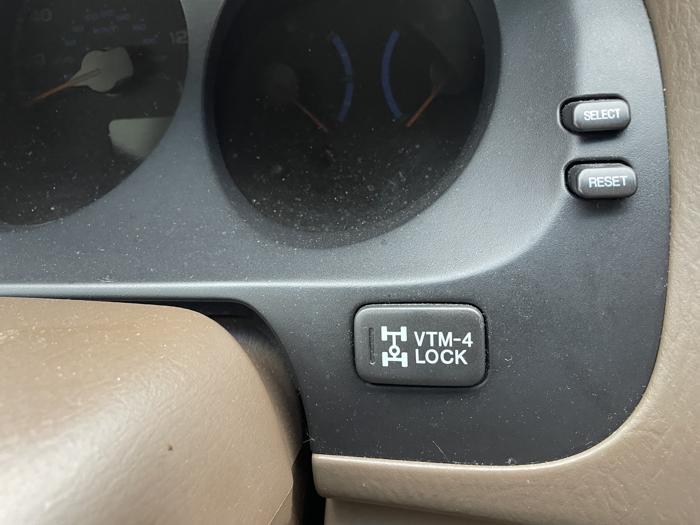 2004 acura mdx touring-package with 237658 miles for sale near elk-river, minnesota 2f9f8ee50e734aa9919a46f3d86a277b.jpg