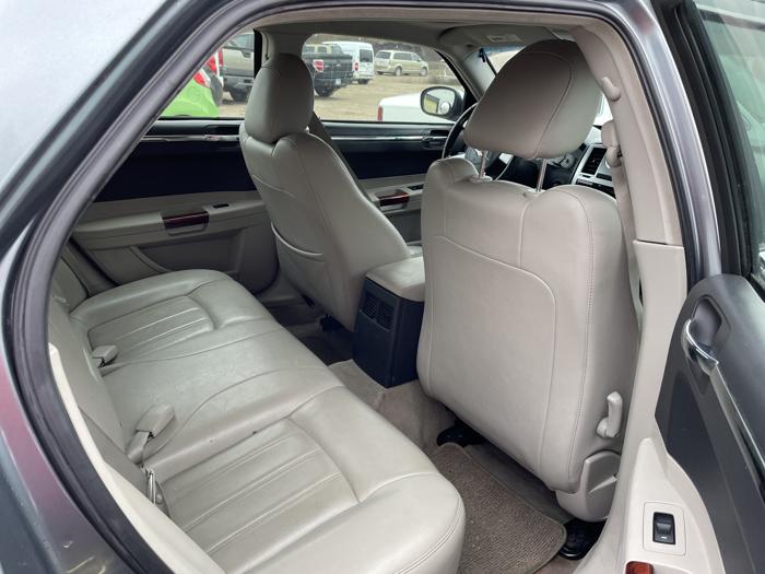 2006 chrysler 300c sel with 144880 miles for sale near elk-river, minnesota 3023a4d6d8df40b89a6379563ccc80c6.jpg