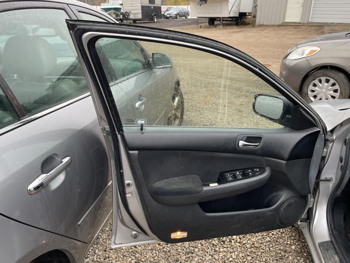 2006 honda accord lx with 212866 miles for sale near elk-river, minnesota 312df280e2c249019d48fb28aecf8d79.jpg