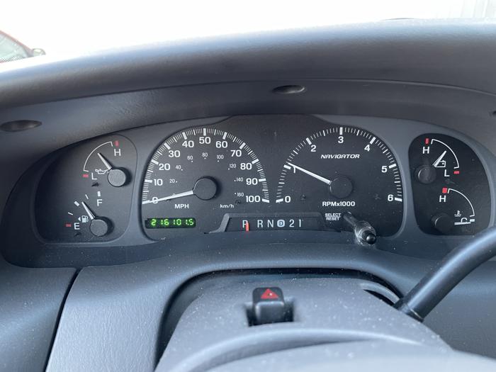 2001 lincoln navigator-l sel with 216101 miles for sale near elk-river, minnesota 32068a2cced54d2581bc2d79d2862687.jpg