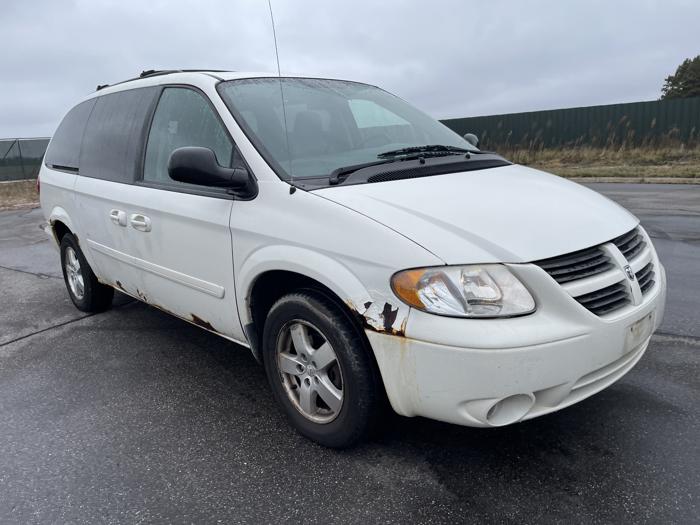 2007 dodge caravan-grand-caravan sxt with 96603 miles for sale near elk-river, minnesota 32632886aaab4646b4fd1779c1674220.jpg