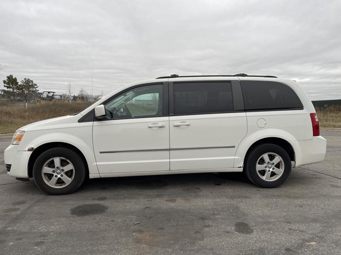 2010 dodge grand-caravan sxt with 188284 miles for sale near elk-river, minnesota 34bba8e7d80746acbe25dfe855f71258.jpg