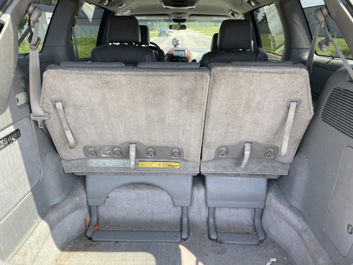 2005 toyota sienna xle with 230625 miles for sale near elk-river, minnesota 354d10b07f40482f961ed3944e3576d1.jpg
