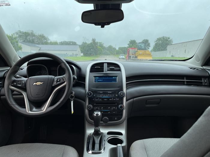 2015 chevrolet malibu ls with 171206 miles for sale near elk-river, minnesota 36479d0f887a4b0da81b3e0093a41bfd.jpg