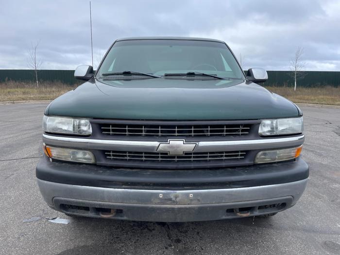2002 chevrolet silverado-1500 sel with 229269 miles for sale near elk-river, minnesota 3739804e64a14f09b6c10f51e3ee21d8.jpg