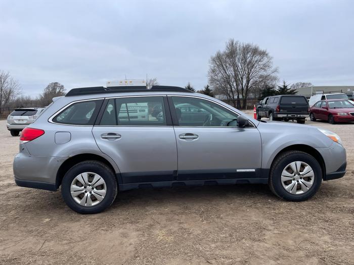 2010 subaru outback 2.5i with 201493 miles for sale near elk-river, minnesota 38b2321349e24079a8ff2c1dfe149475.jpg