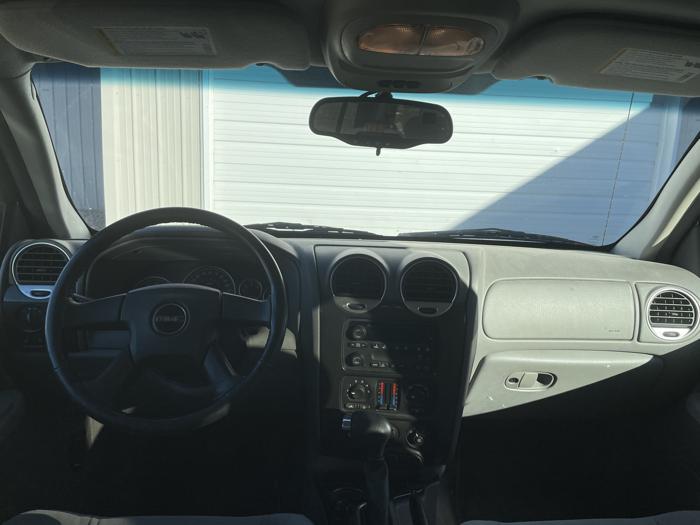 2005 gmc envoy xl-sle with 171865 miles for sale near elk-river, minnesota 3a5b3d2698e346a99522fa26ed14ab91.jpg