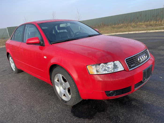 2005 audi a4 sel with 176332 miles for sale near elk-river, minnesota 3adbbd296775443eb5ca3f5b50b78d13.jpg