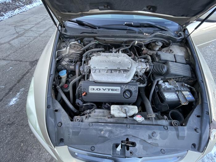 2004 honda accord ex-v6 with 250349 miles for sale near elk-river, minnesota 3d57b20b3f9a4c1ea43bb97dba7fbd02.jpg