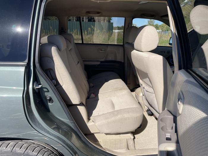 2005 toyota highlander sel with 190664 miles for sale near elk-river, minnesota 3ebb504bedbe4bc58f9dfbaeb7ec25c4.jpg