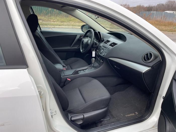2012 mazda mazda3 sport-gx with 147306 miles for sale near elk-river, minnesota 3ee7d2cffc1c415cbbacb2cc2fd85446.jpg