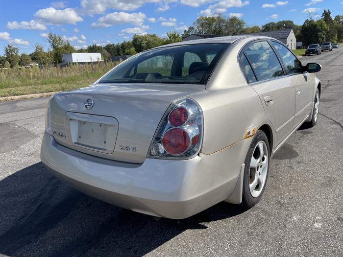 2005 nissan altima sel with 181963 miles for sale near elk-river, minnesota 3f2823f959ac492586f249bd42c8170e.jpg