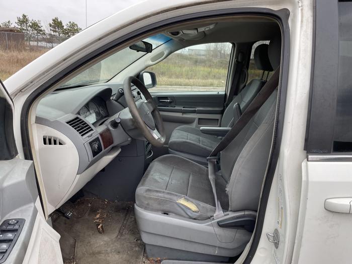 2010 chrysler town-and-country lx with 219166 miles for sale near elk-river, minnesota 3f4ff562d8c8420597e93fc2fee8d3a1.jpg