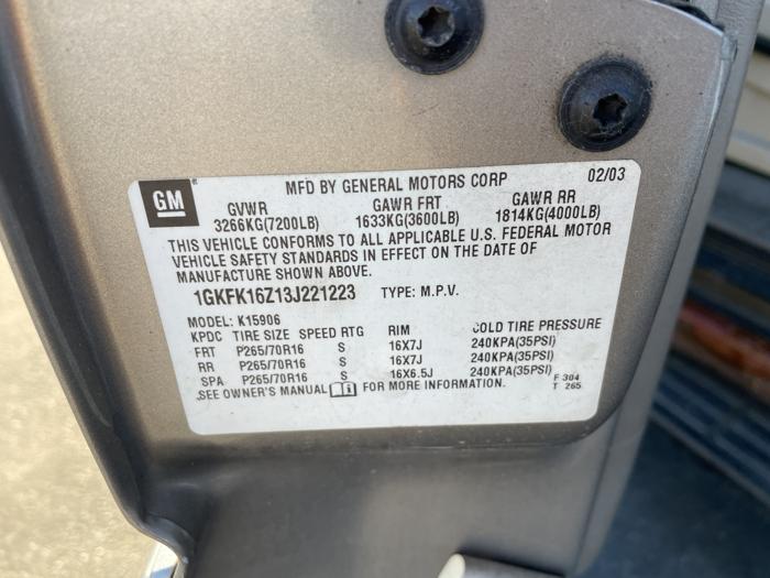 2003 gmc yukon-xl 1500 with 309803 miles for sale near elk-river, minnesota 406516eb7f884c9db33d0bb778058b3d.jpg