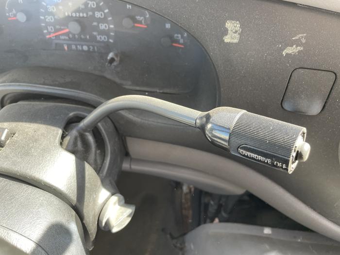 2001 ford e-350-sd sel with 110286 miles for sale near elk-river, minnesota 412c726b12eb4670b35bf3bf6172e7fb.jpg
