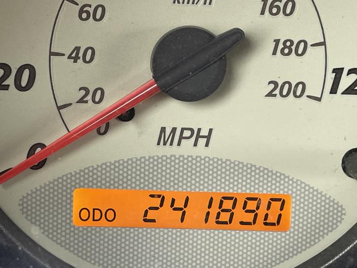2003 toyota rav4 sel with 241890 miles for sale near elk-river, minnesota 435600d2239f4681bf3c9525958572d7.jpg