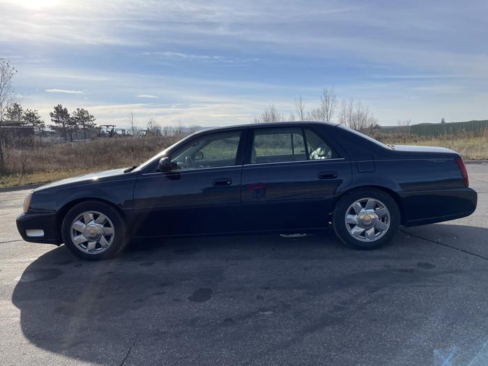 2002 cadillac deville sel with 112326 miles for sale near elk-river, minnesota 43a2292983e34737b4129cf62a41630b.jpg