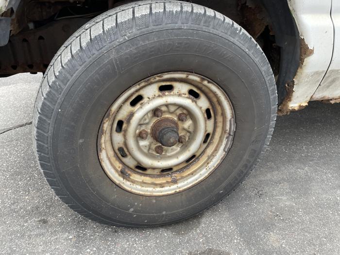 2003 ford e-150 base with 209692 miles for sale near elk-river, minnesota 4542095db27d4678b1efccc27835732b.jpg