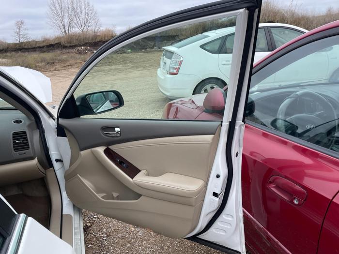 2011 nissan altima sel with 116951 miles for sale near elk-river, minnesota 48328f804a1544ecbaedef47bfe5d14a.jpg