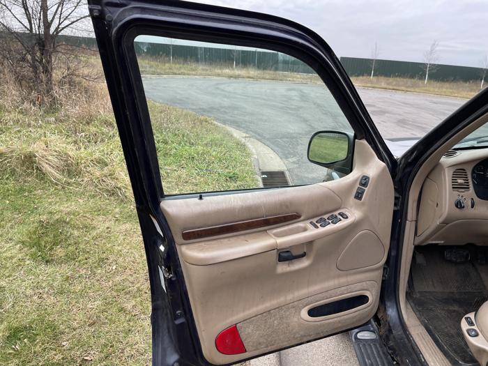 1999 ford explorer xls with 347393 miles for sale near elk-river, minnesota 48bfcc2717cd4b2ca5433903fa1526ba.jpg