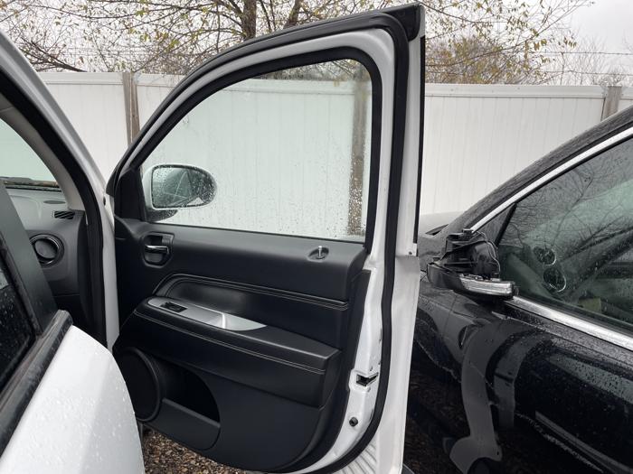 2016 jeep compass latitude with 158481 miles for sale near elk-river, minnesota 49b5aab195b143b5a2262cd3a1403ecf.jpg