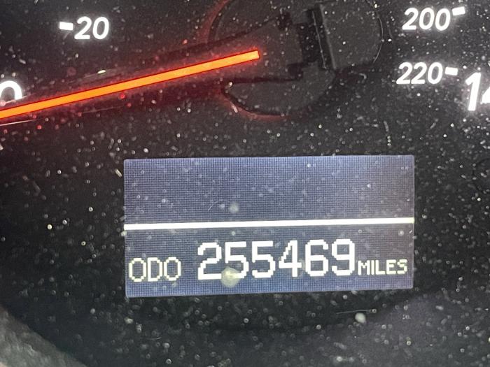2006 toyota highlander sel with 255469 miles for sale near elk-river, minnesota 49e6dc54b4ca4ca283077e3854bc4d04.jpg