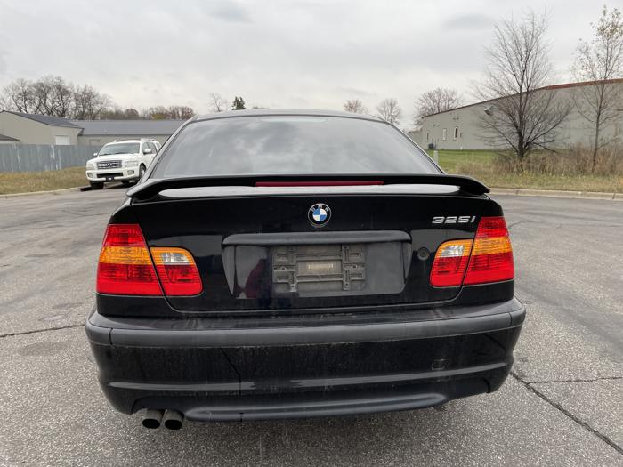2002 bmw 325i sa with 173883 miles for sale near elk-river, minnesota 4a5efde66252431b9fd88cfc96123068.jpg