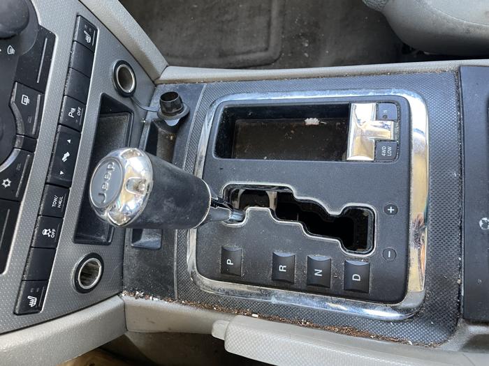2006 jeep commander sel with 151609 miles for sale near elk-river, minnesota 4ac1e45a3e3440f49dc30cc9e7c77d0d.jpg
