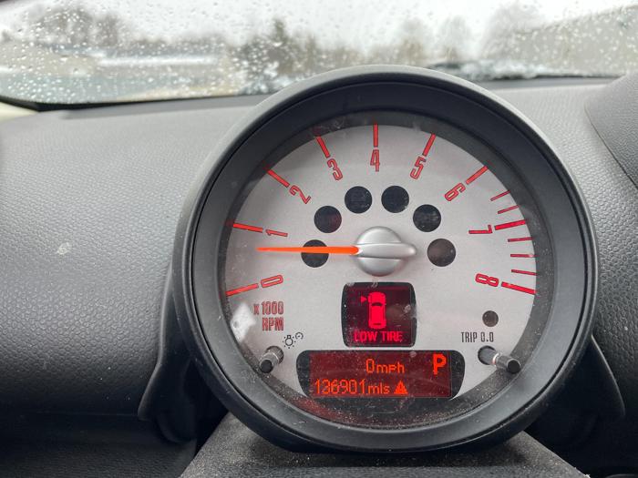 2011 mini countryman with 136901 miles for sale near elk-river, minnesota 4bb20691e7e646d2bb8001850494f44f.jpg