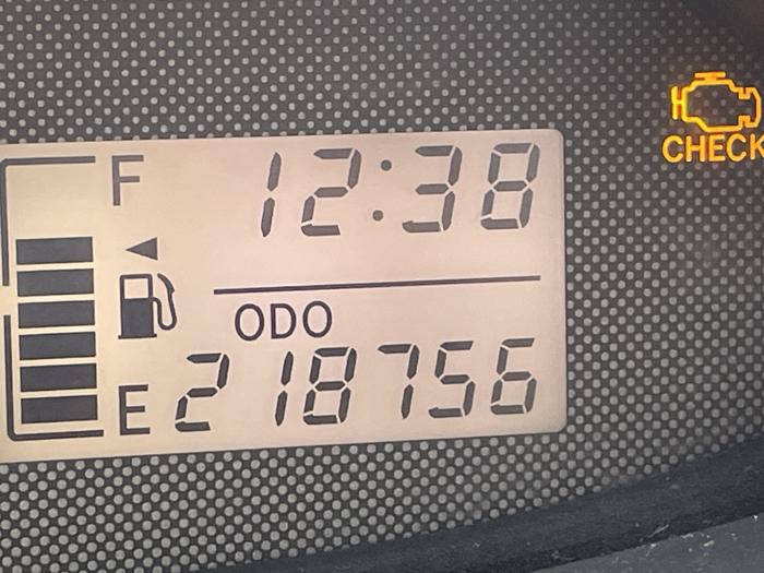 2007 toyota yaris sel with 218756 miles for sale near elk-river, minnesota 4cf253b0c73b44acb3d191ed6ddf4551.jpg