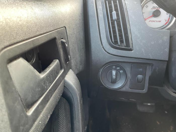 2009 ford focus se with 229850 miles for sale near elk-river, minnesota 4db7a7dfa415492597f0c6dd771bf4d8.jpg