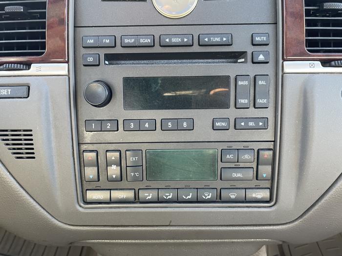 2005 lincoln town-car sel with 236457 miles for sale near elk-river, minnesota 4e338ad199484178ac688fb2216370dd.jpg