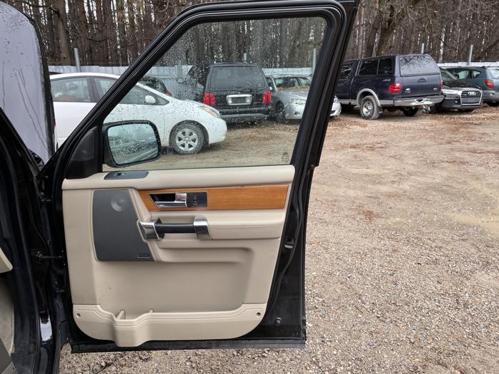 2010 land-rover lr4 hse-lux with 143958 miles for sale near elk-river, minnesota 50f8b5b4545447d4ac98c514b31ff4e7.jpg
