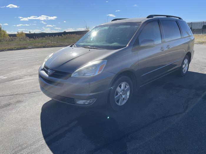 2004 toyota sienna xle with 268017 miles for sale near elk-river, minnesota 51b3fb2db0064386a38afb5fddc0f445.jpg