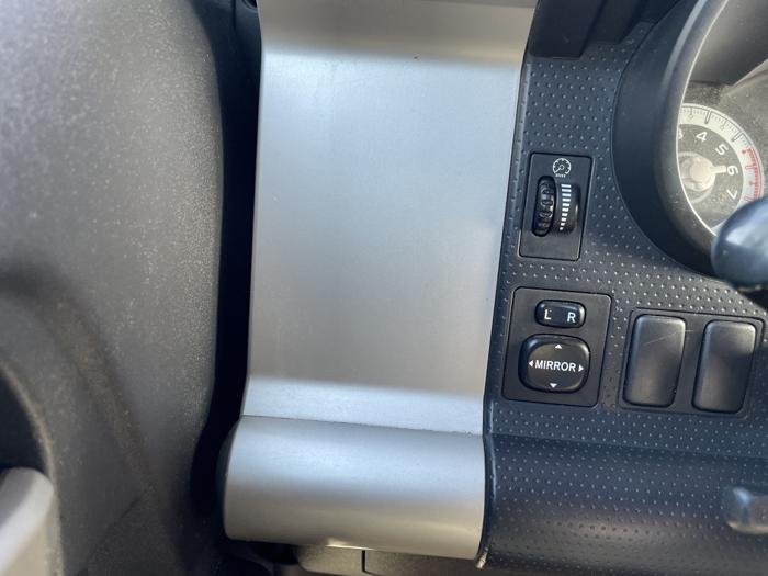 2007 toyota fj-cruiser sel with 303661 miles for sale near elk-river, minnesota 54d9ae5d4f7048d7bbc2f109c3244a29.jpg