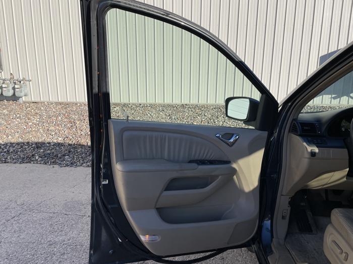 2005 honda odyssey ex-l with 213777 miles for sale near elk-river, minnesota 5623cf84185442dd9ba4954d16a0d185.jpg