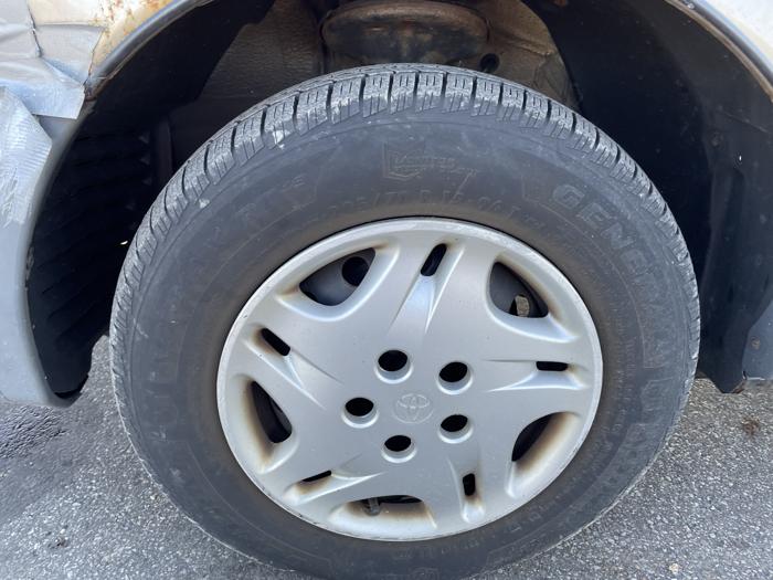 2003 toyota sienna le with 204707 miles for sale near elk-river, minnesota 57e461a419e9474f9d66f3bf9e0d372c.jpg