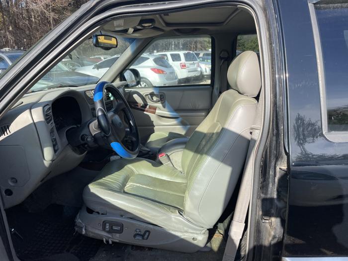 2000 oldsmobile bravada with 113933 miles for sale near elk-river, minnesota 59218fe8fd534d2284b4579b51712037.jpg
