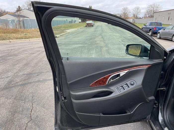 2013 buick lacrosse leather with 184819 miles for sale near elk-river, minnesota 59717a2e143d4269b77077b14b052042.jpg