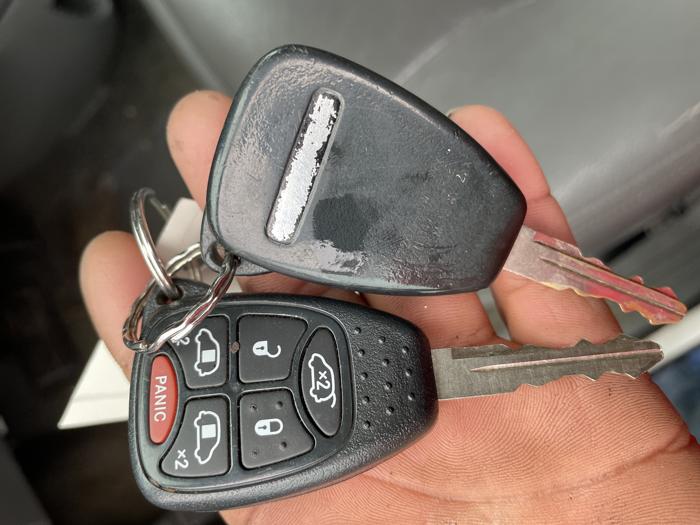 2007 dodge caravan-grand-caravan sxt with 96603 miles for sale near elk-river, minnesota 5a060fe167484332afd187f28fee04c5.jpg