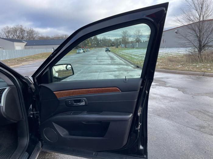 2009 cadillac srx sel with 167887 miles for sale near elk-river, minnesota 5b28200ae93c4ac2a021195bc67a1f59.jpg