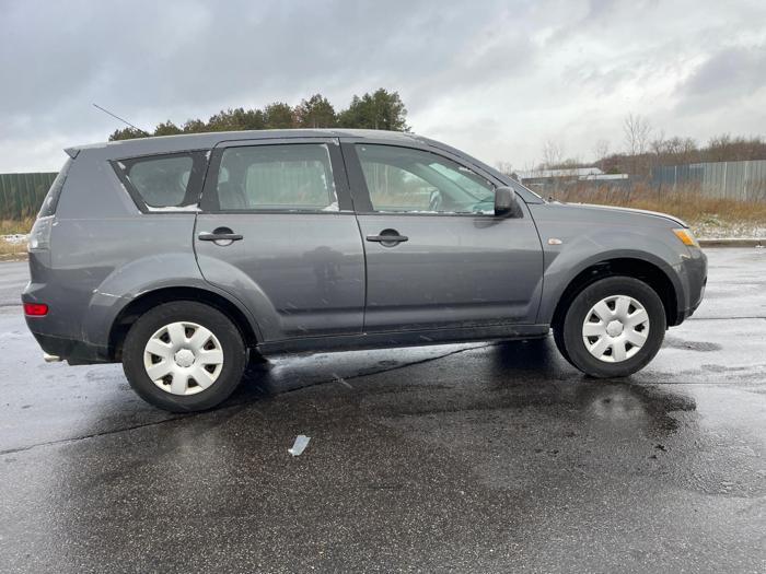 2007 mitsubishi outlander sel with 174016 miles for sale near elk-river, minnesota 5bc47ed45709447cb68b75b08e6aabae.jpg
