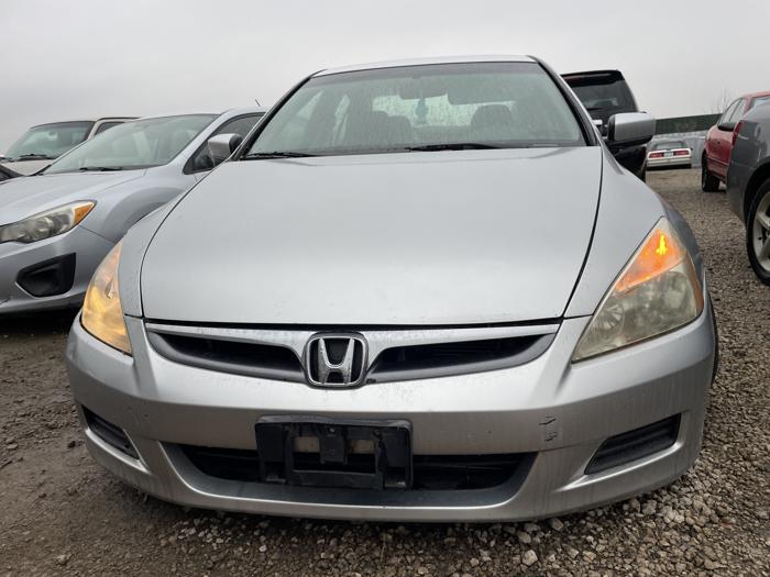 2006 honda accord lx with 212866 miles for sale near elk-river, minnesota 5c8a34179b2d4080a3cdeeacccc2dc18.jpg
