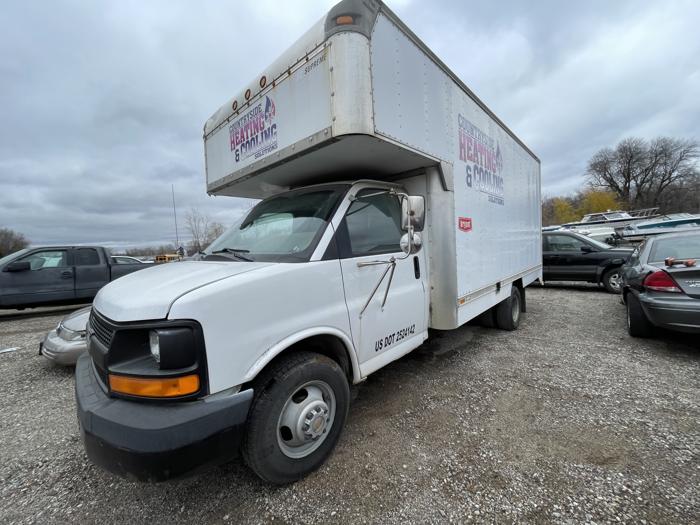 2004 chevrolet express sel with 162588 miles for sale near elk-river, minnesota 5d3df6cde8574fd9b712bb62fa03af47.jpg