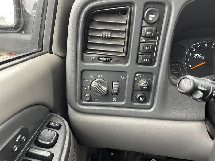 2003 gmc yukon sel with 165146 miles for sale near elk-river, minnesota 5eaed0bd9296459284094618b47994ba.jpg