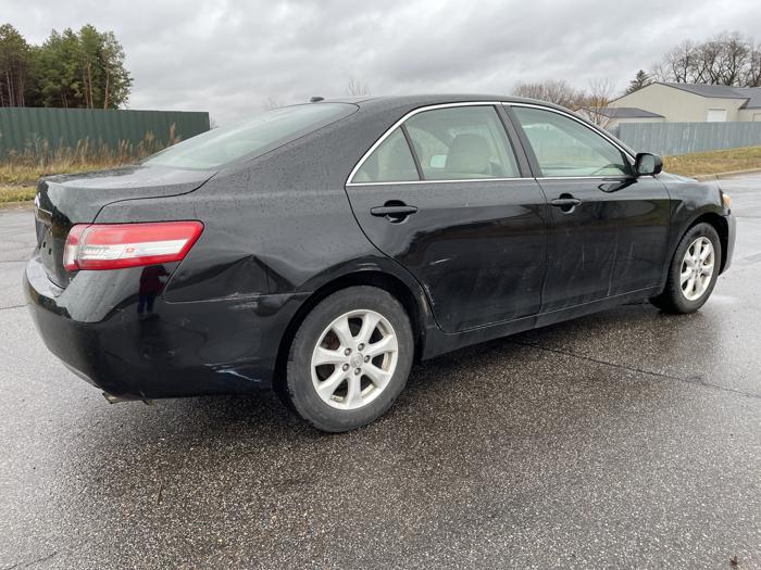 2011 toyota camry base with 187278 miles for sale near elk-river, minnesota 5f99fc1be10c4044b00b1fcb44d4ddbf.jpg