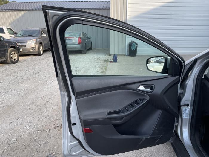 2014 ford focus se with 131845 miles for sale near elk-river, minnesota 5fe66836a15d4ce894b54d06fb75c25e.jpg