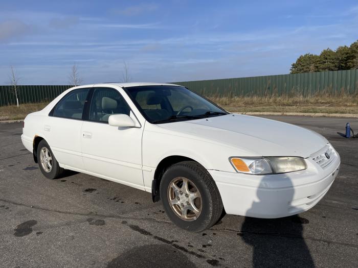1998 toyota camry sel with 171459 miles for sale near elk-river, minnesota 60438ec15e224377b88bfdaaa97e538b.jpg