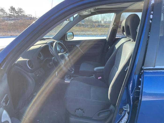 2005 toyota rav4 with 165876 miles for sale near elk-river, minnesota 615be7e7c6024e848c418e56b2145459.jpg